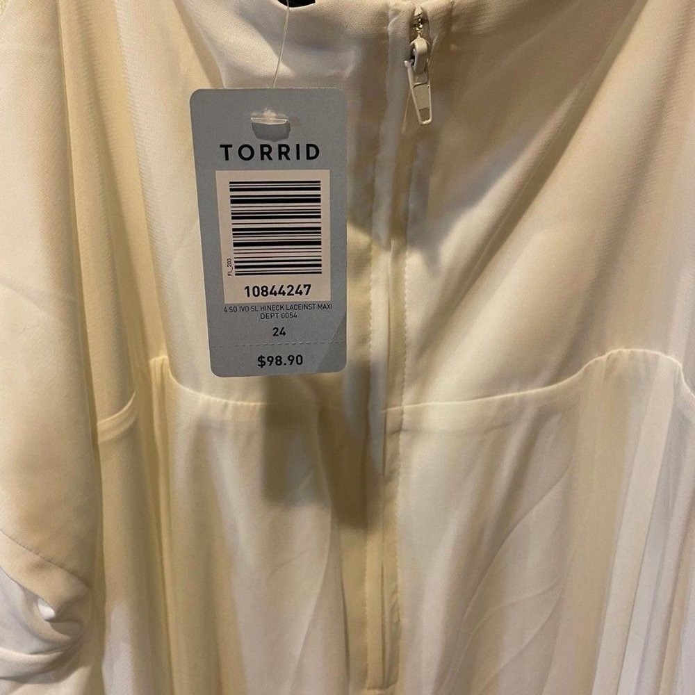 Torrid Ivory Lace Insert High‎ Neck Sleeveless Maxi Dress Size 24 NWT - Picture 7 of 7